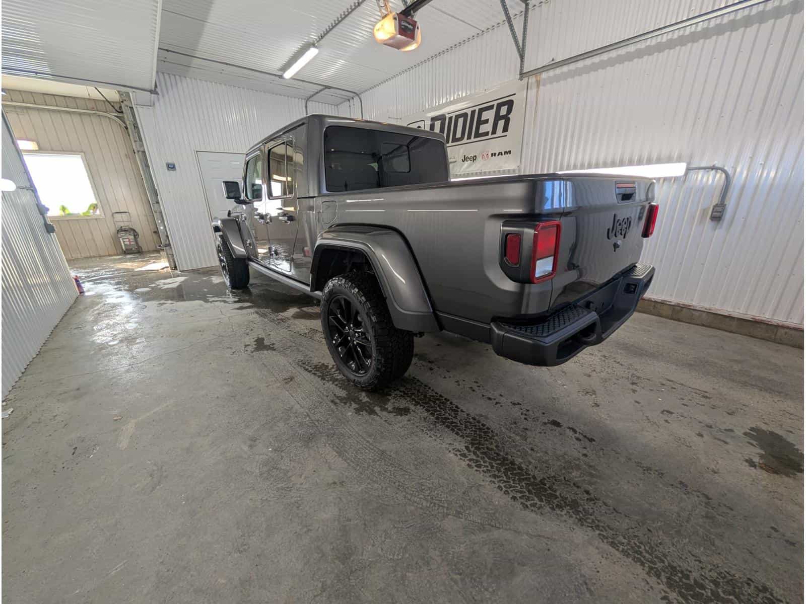 2025 Jeep Gladiator NightHawk - Image 5