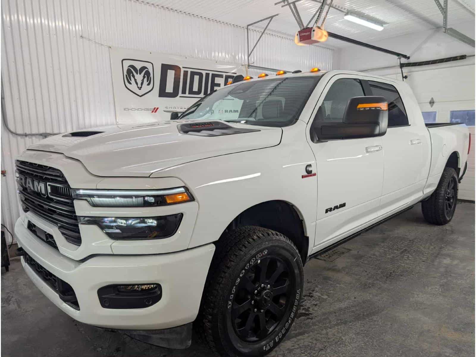 Image 1 RAM 2500 Laramie 2025