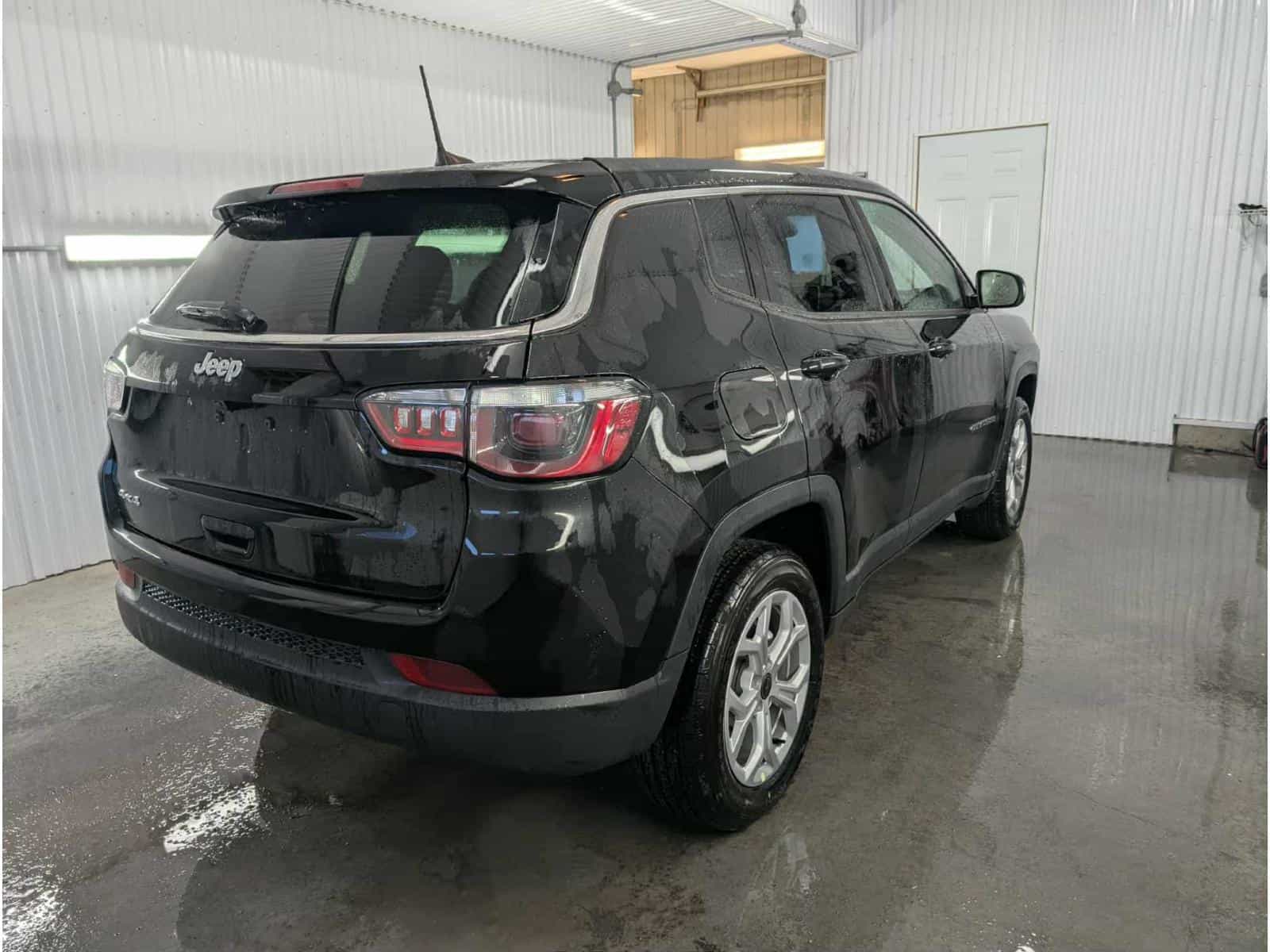 Image 8 Jeep Compass Sport 2026