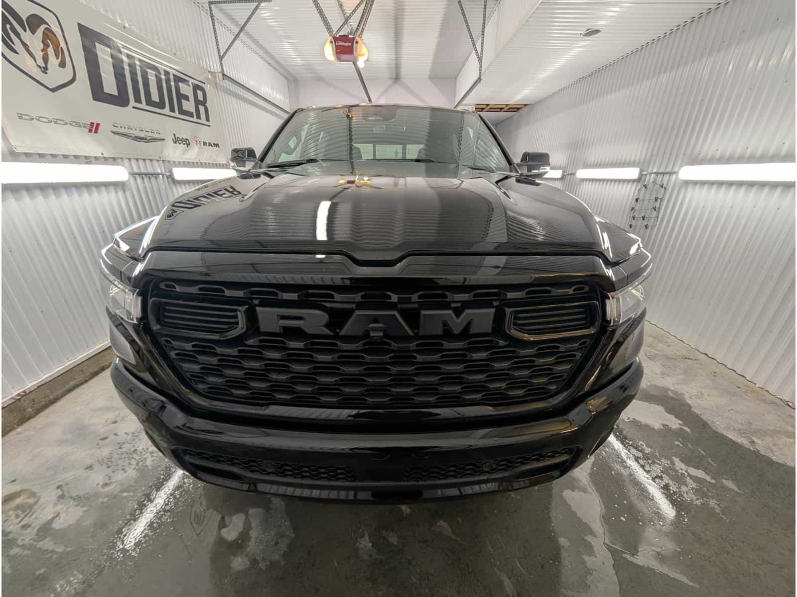 Image 2 RAM 1500 Big Horn 2025