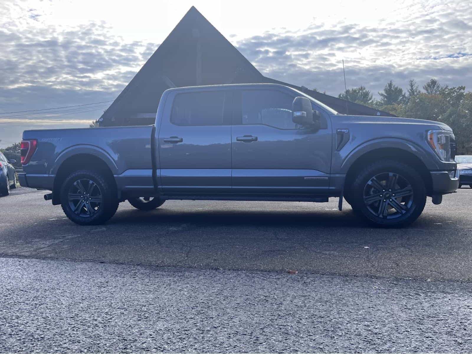 2023 Ford F150 SUPERCREW XLT - Image 6