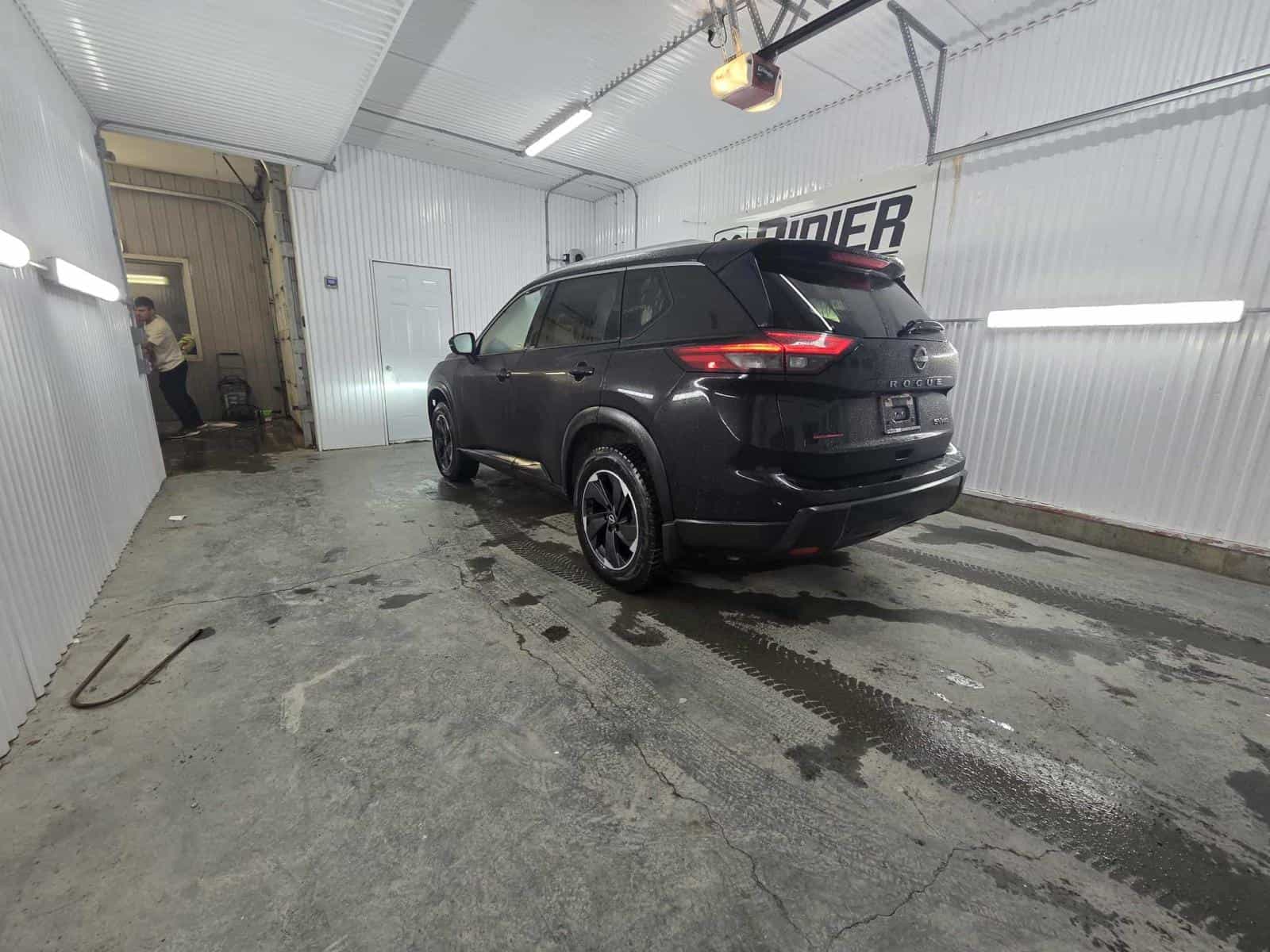 Image 5 Nissan Rogue SV Moonroof 2024