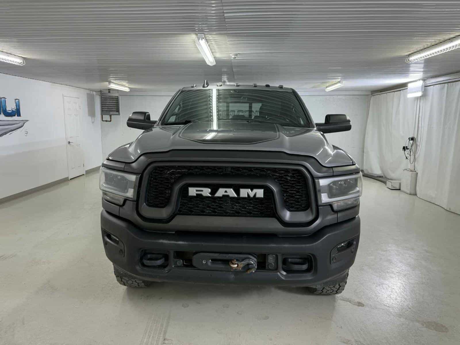 Image 2 RAM 2500 Powerwagon 2020