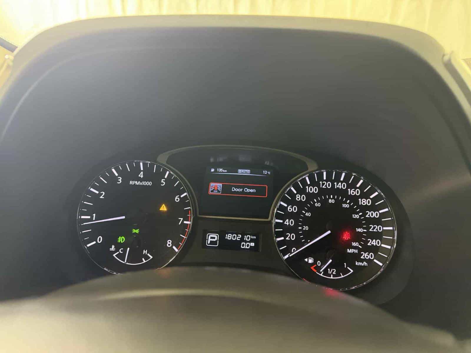 2014 Nissan Pathfinder Platinum - Image 12