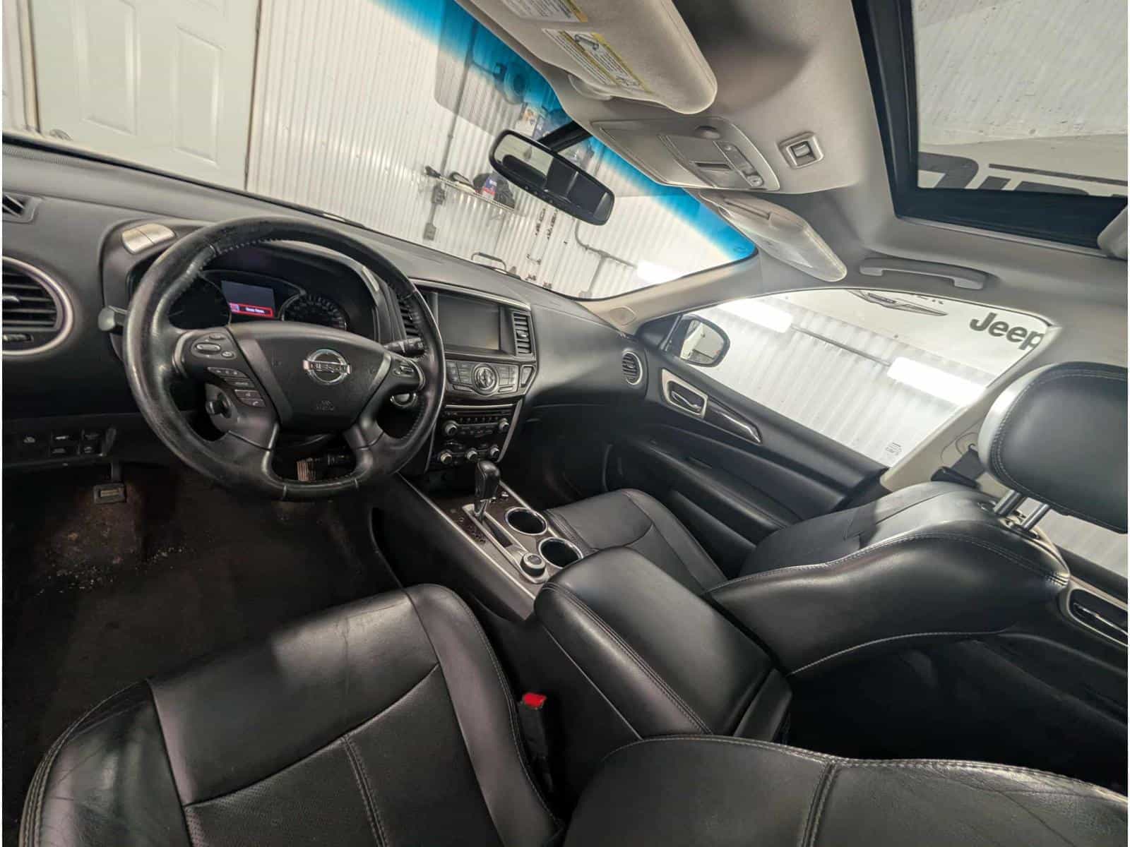 2014 Nissan Pathfinder Platinum - Image 7