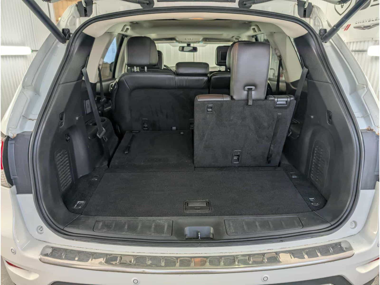 2014 Nissan Pathfinder Platinum - Image 14