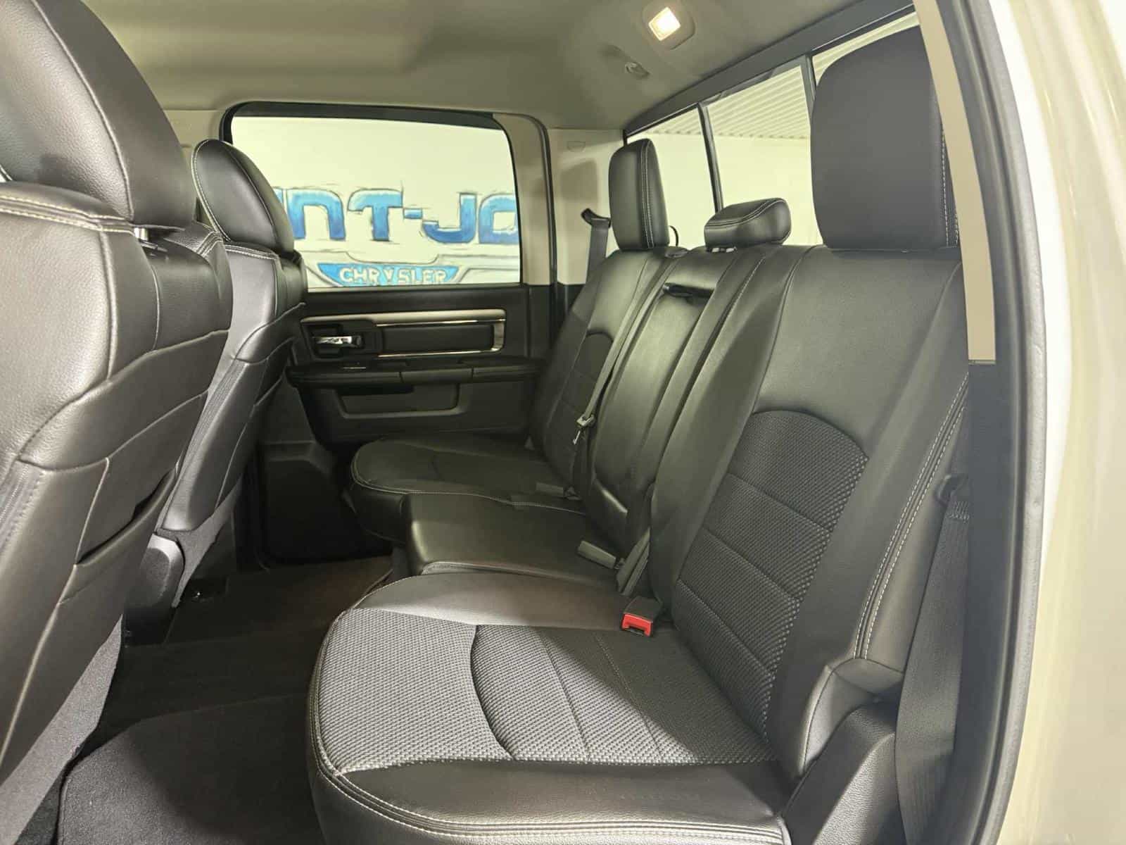 2014 RAM 1500 Sport Sport - Image 13