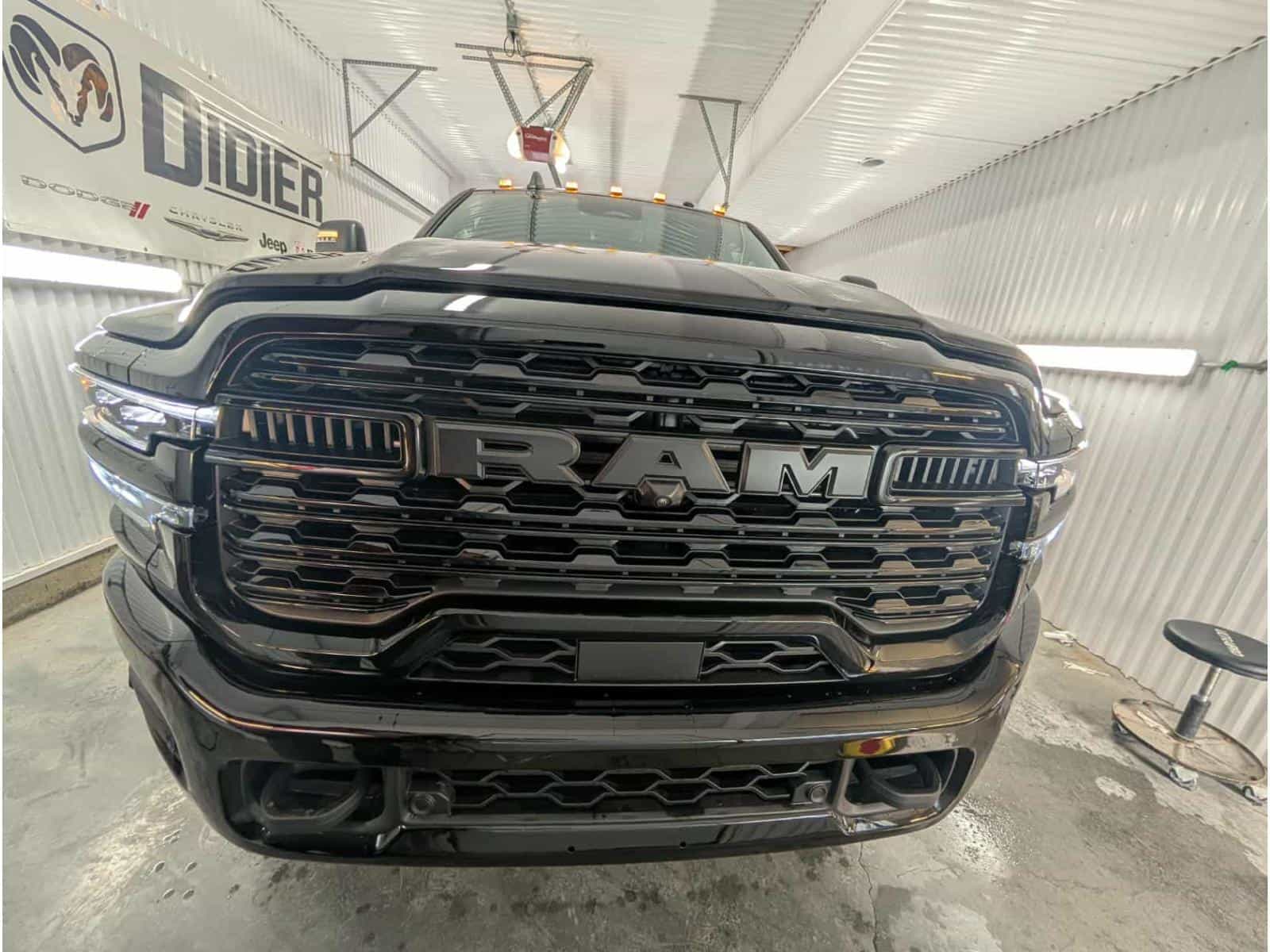 2026 RAM 2500 Limited - Image 3