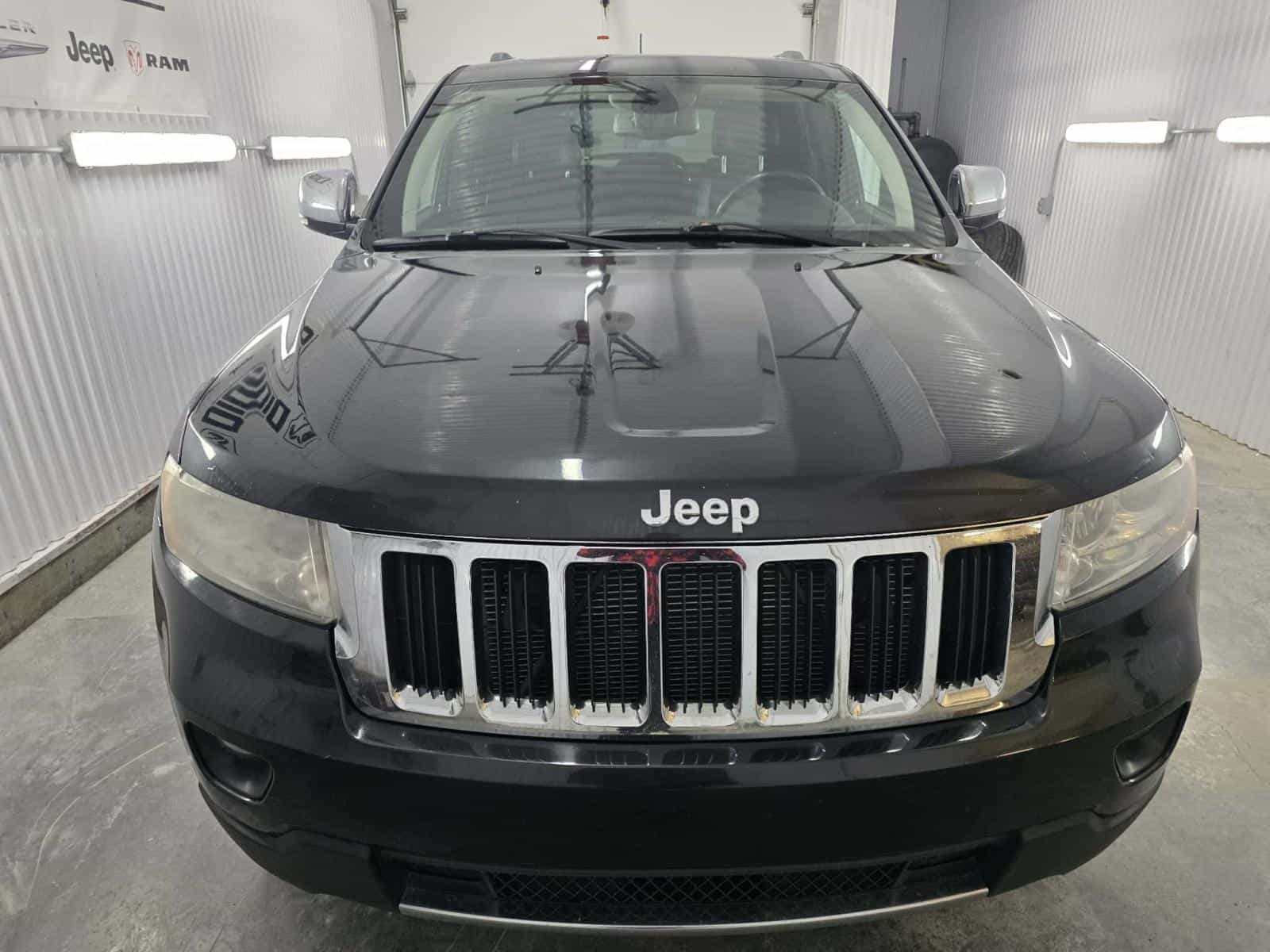 2012 Jeep Grand Cherokee Limited - Image 5