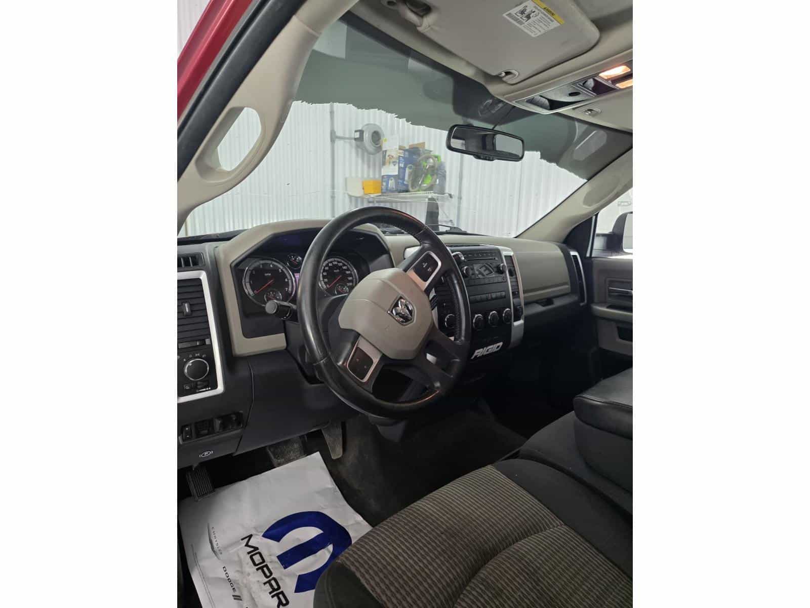 Image 8 Dodge Ram 2500 SLT 2010