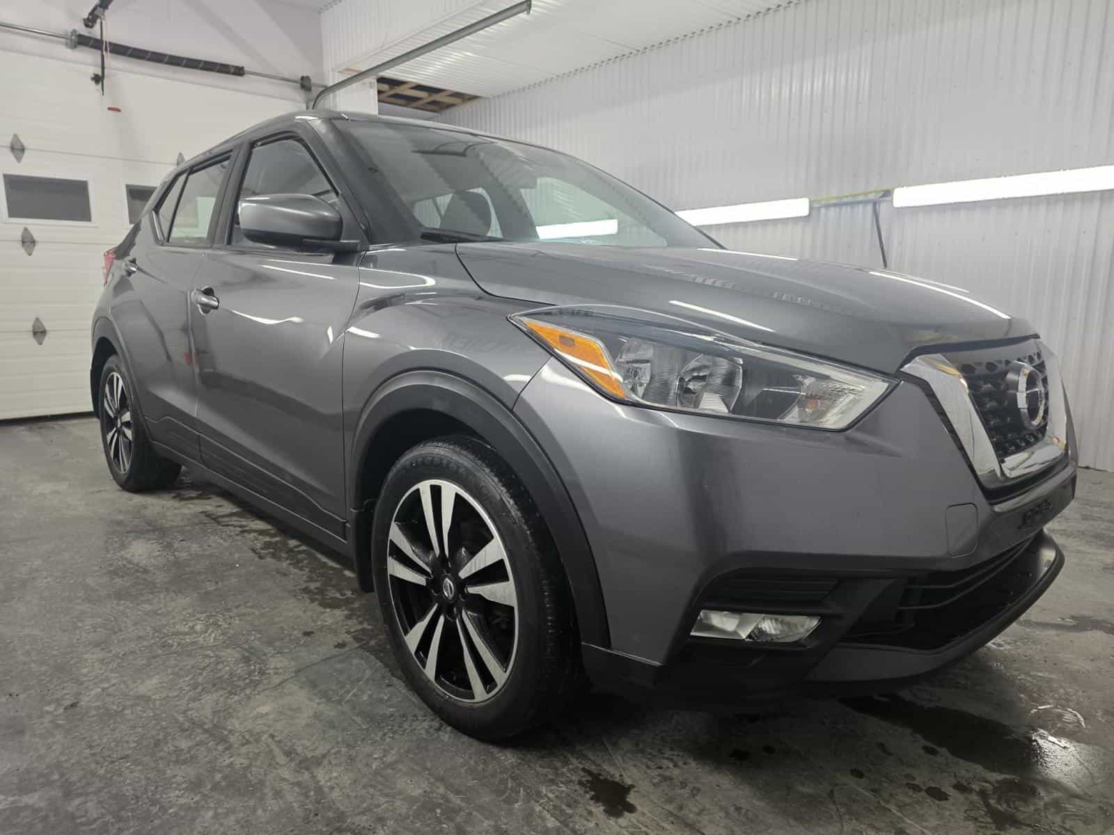 Image 2 Nissan Kicks SV 2019