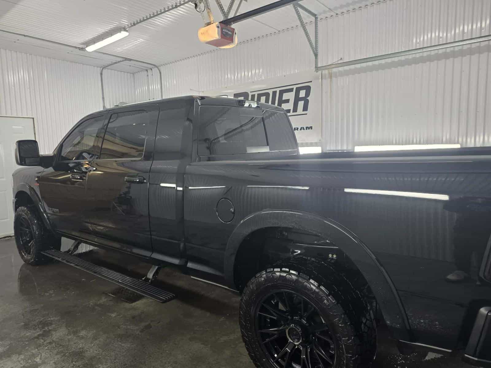 2024 RAM 2500 Limited - Image 3