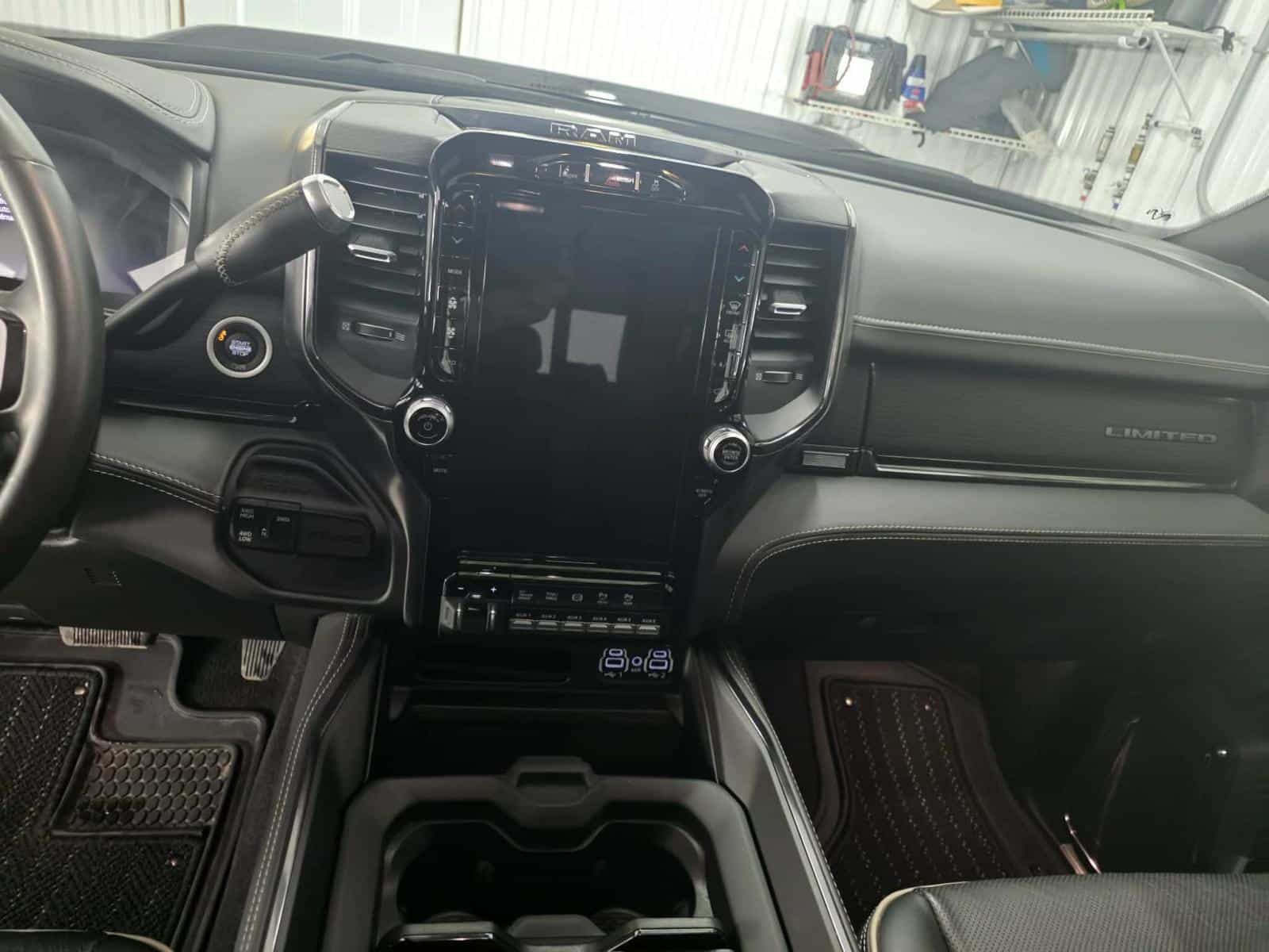 2024 RAM 2500 Limited - Image 8