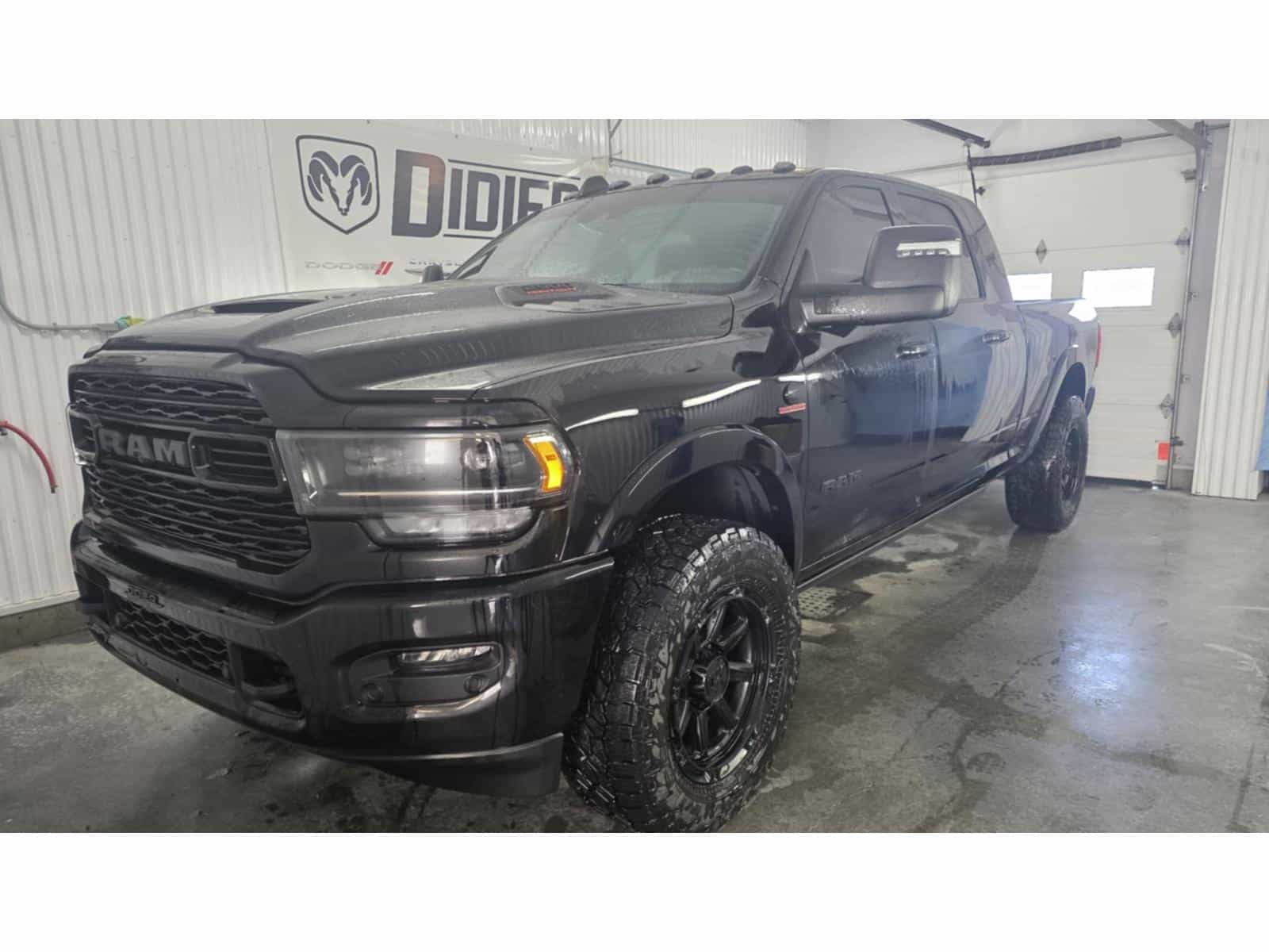 2024 RAM 2500 Limited - Image 1