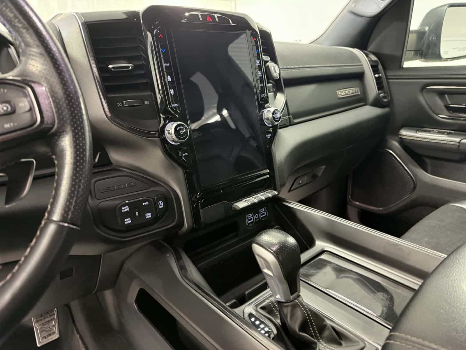 2022 RAM 1500 Sport - Image 12