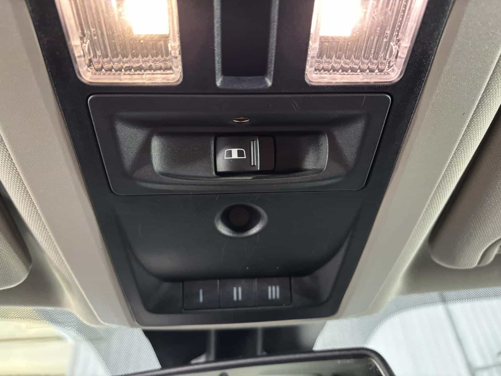 2017 RAM 1500 Sport - Image 15