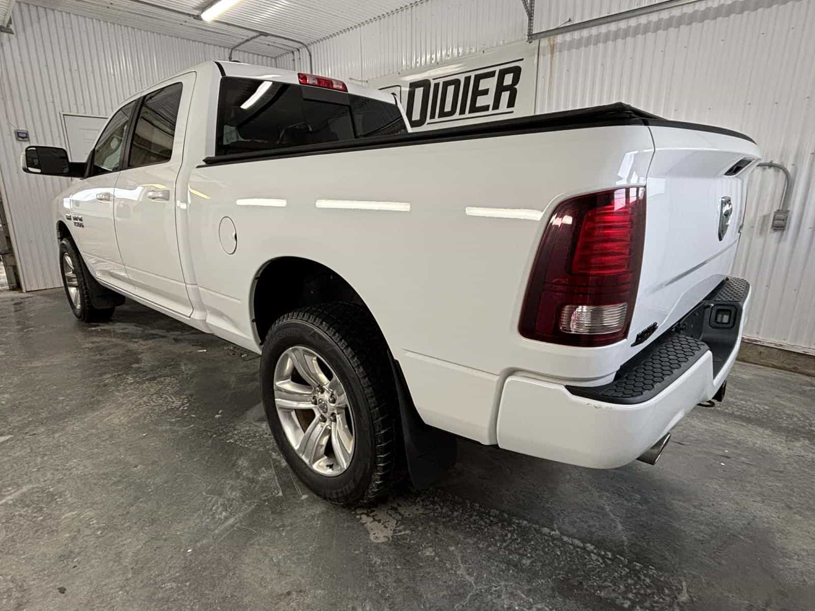 Image 4 RAM 1500 Sport 2017