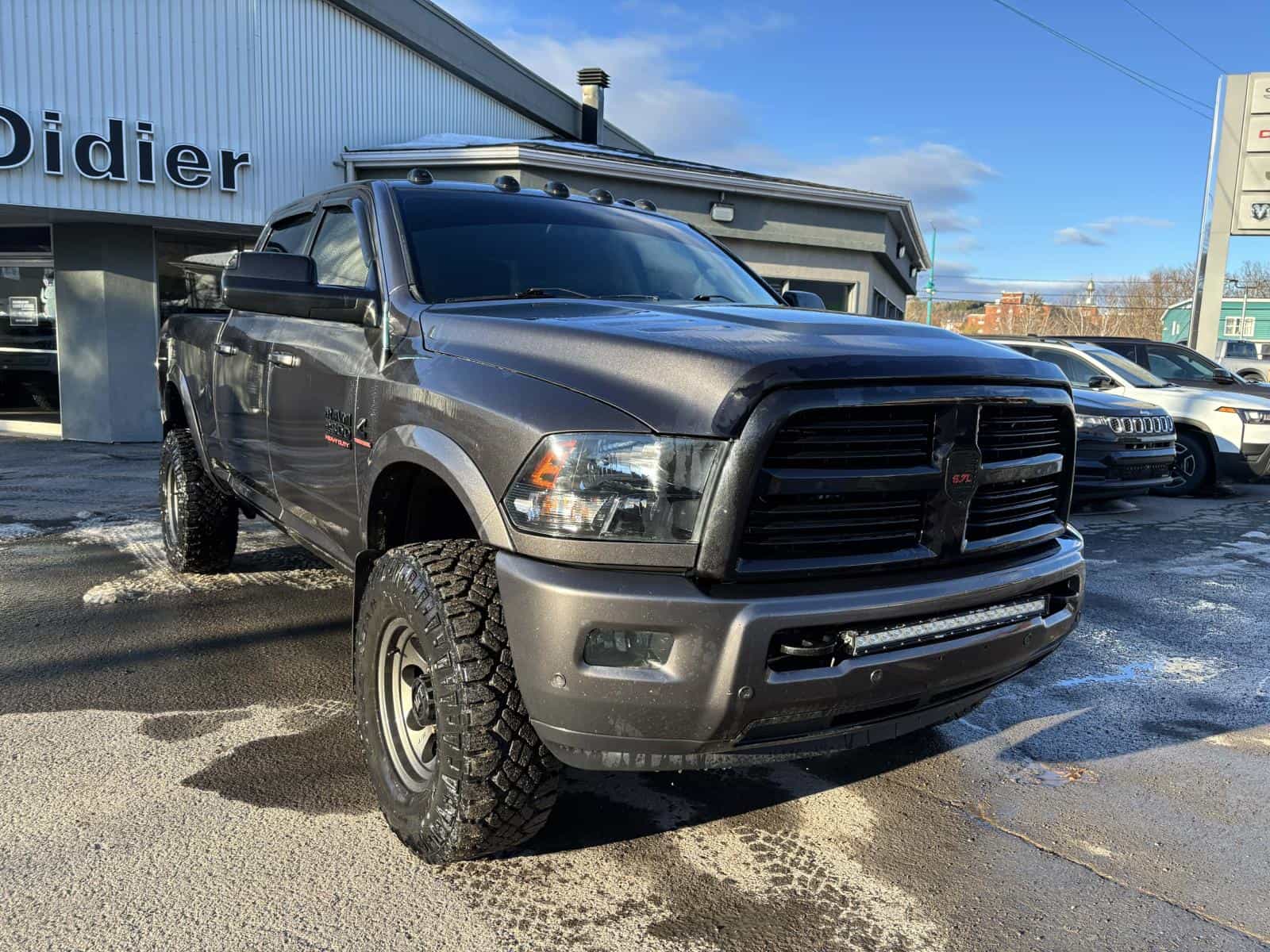 Image 4 RAM 2500 SLT 2017