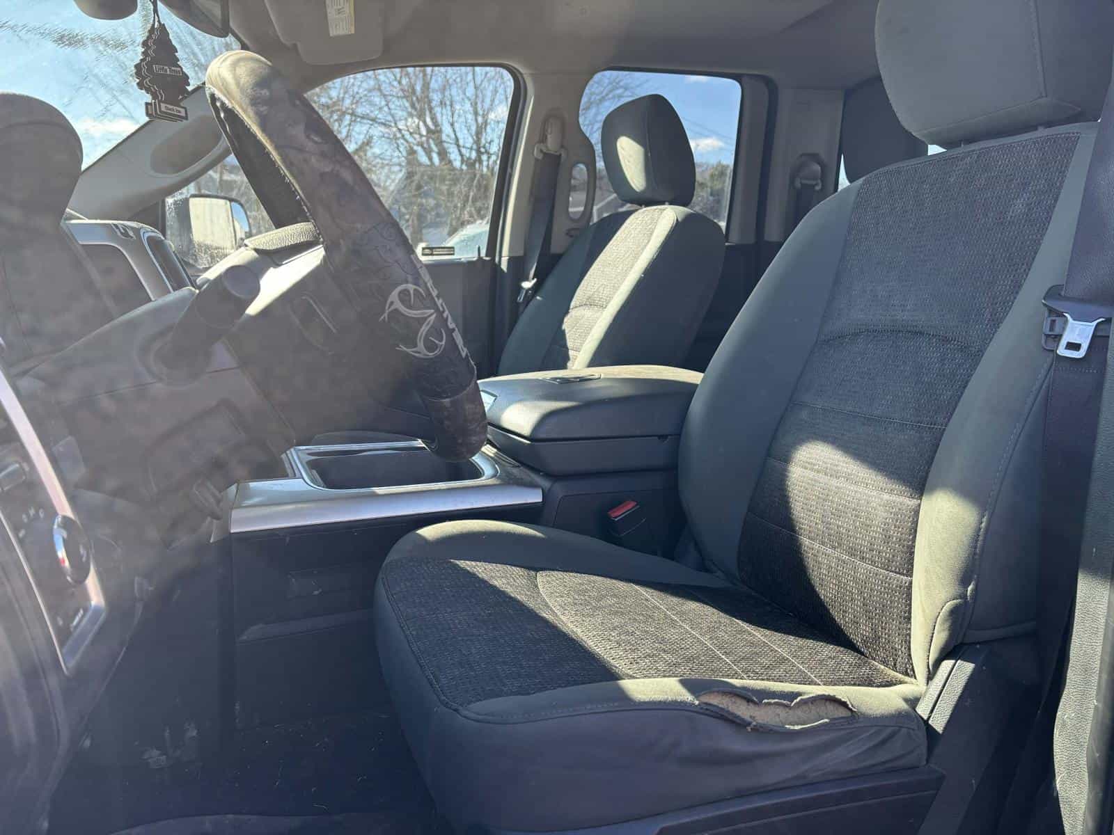 Image 3 RAM 1500 SLT 2015