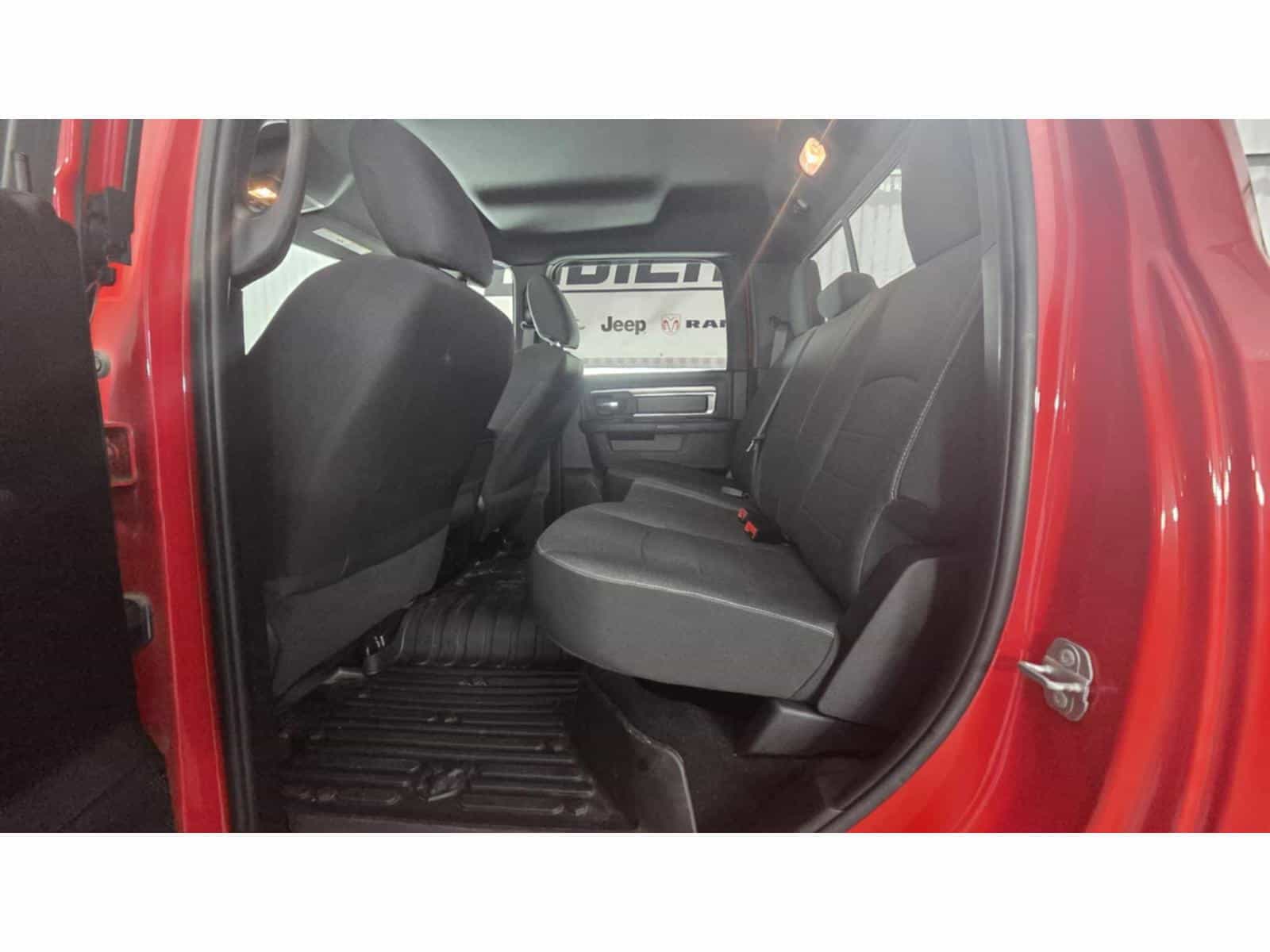 Image 11 RAM 1500 Classic Warlock 2021