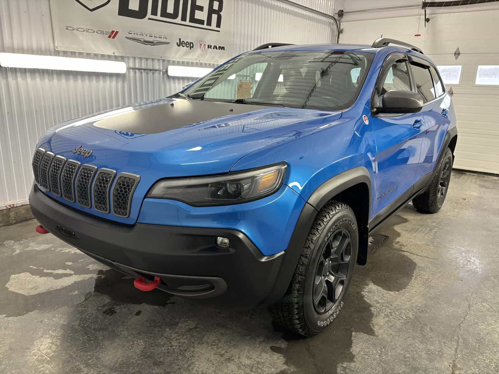 Image 1 Jeep Cherokee Trailhawk 2020