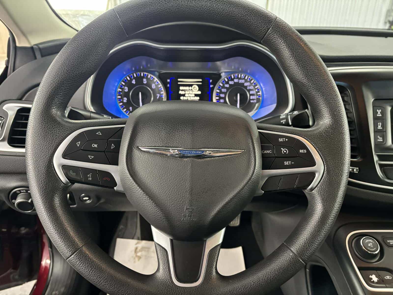 Image 6 Chrysler 200 LX 2016