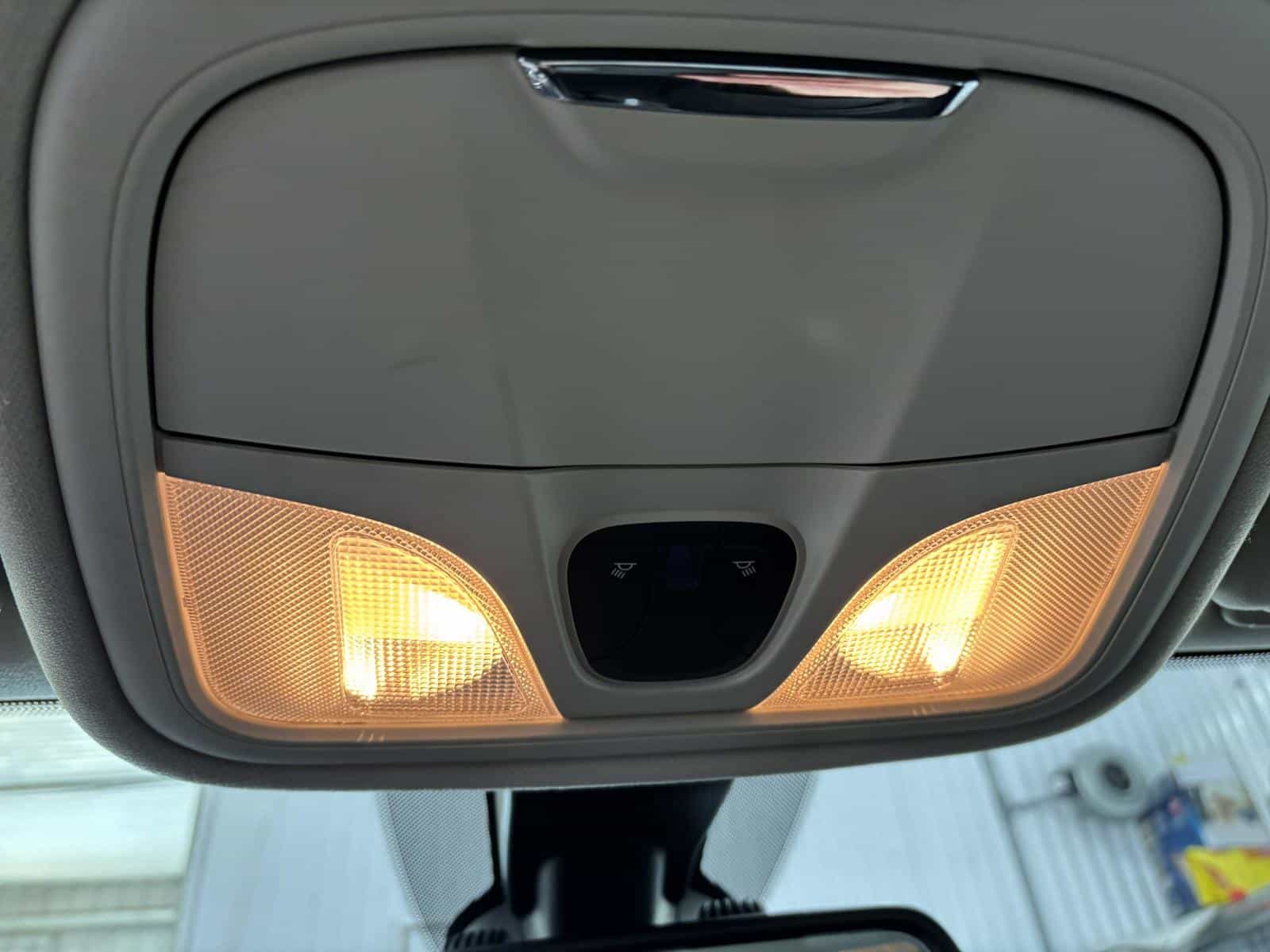 Image 11 Chrysler 200 LX 2016