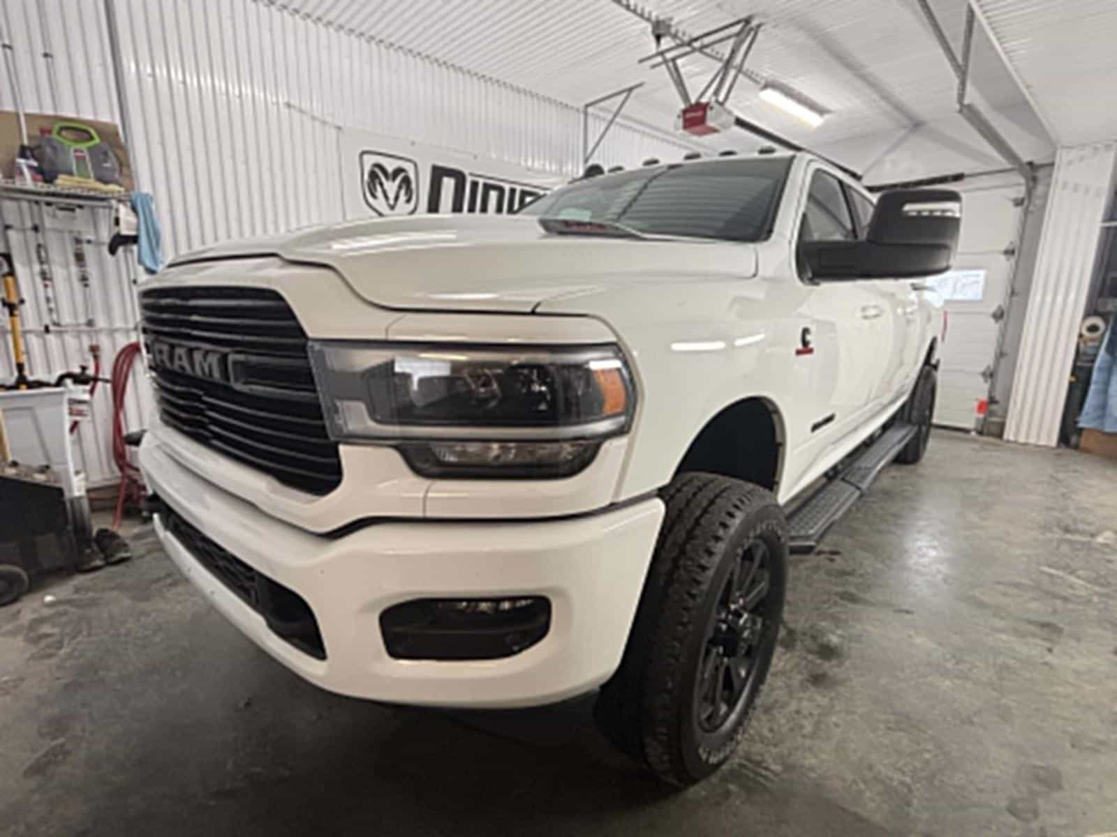 Image 1 RAM 3500 Laramie 2024