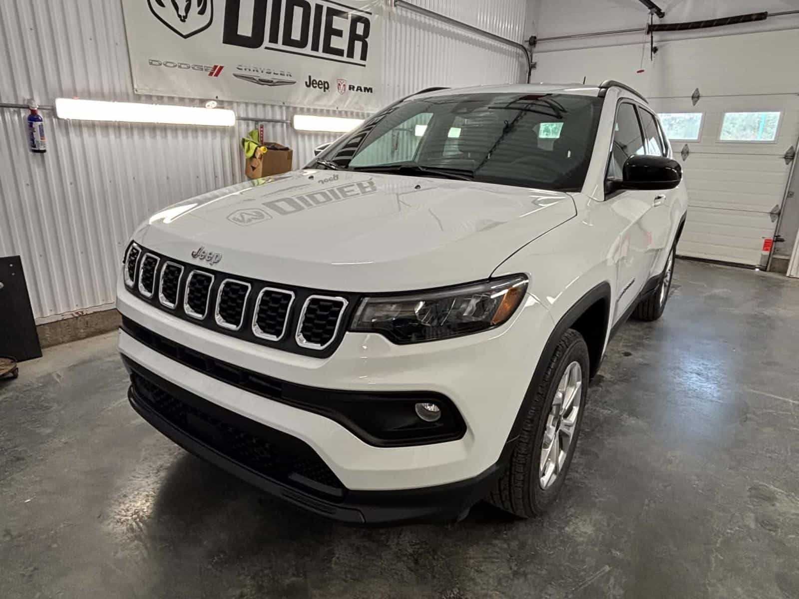 Image 1 Jeep Compass North 2025