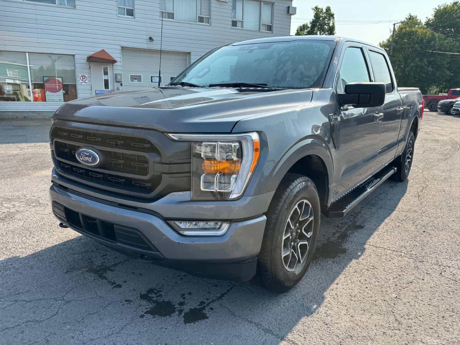 Image 1 Ford F150 XLT 2023