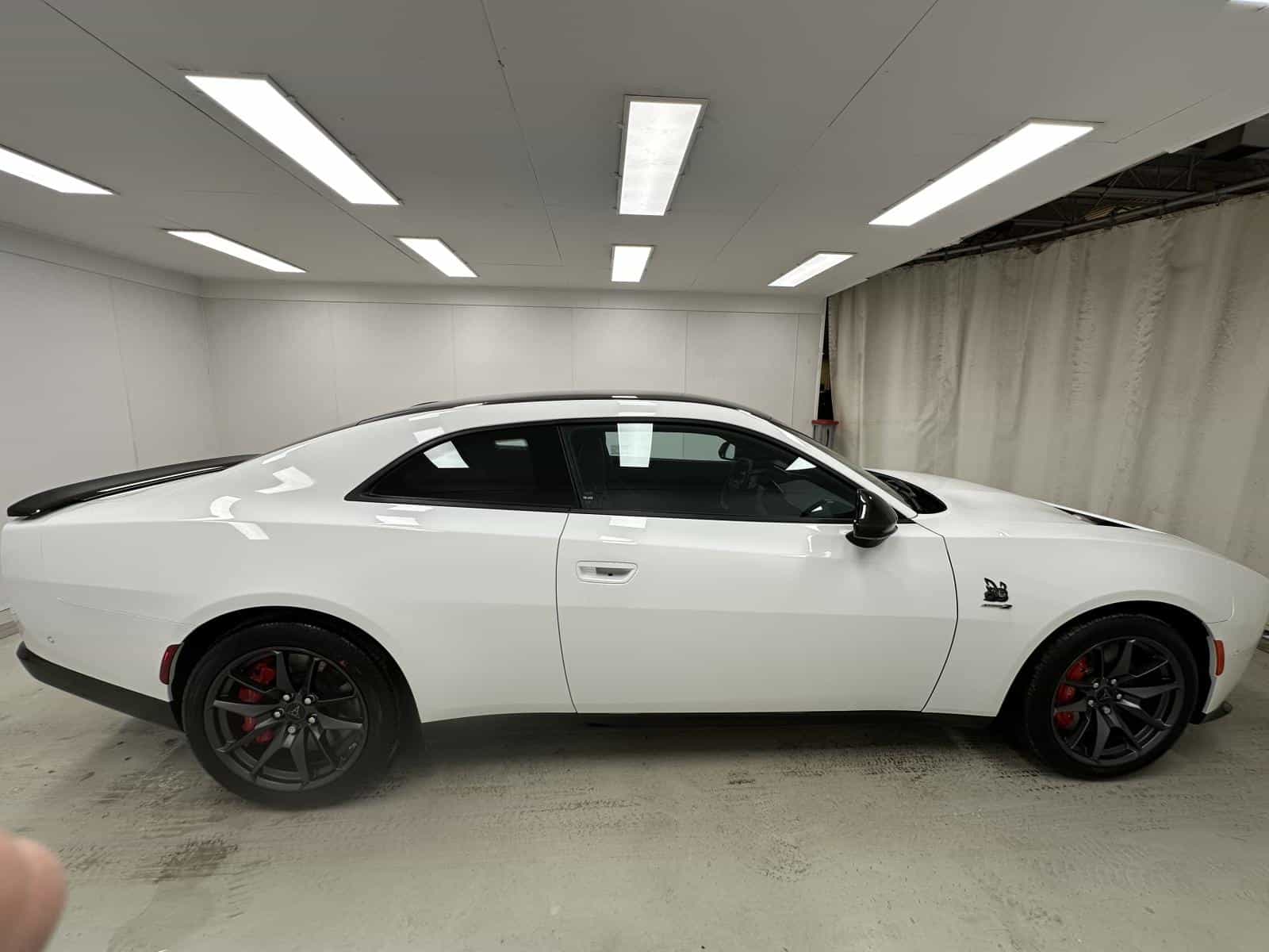 2024 Dodge Charger Daytona Scat Pack - Image 4