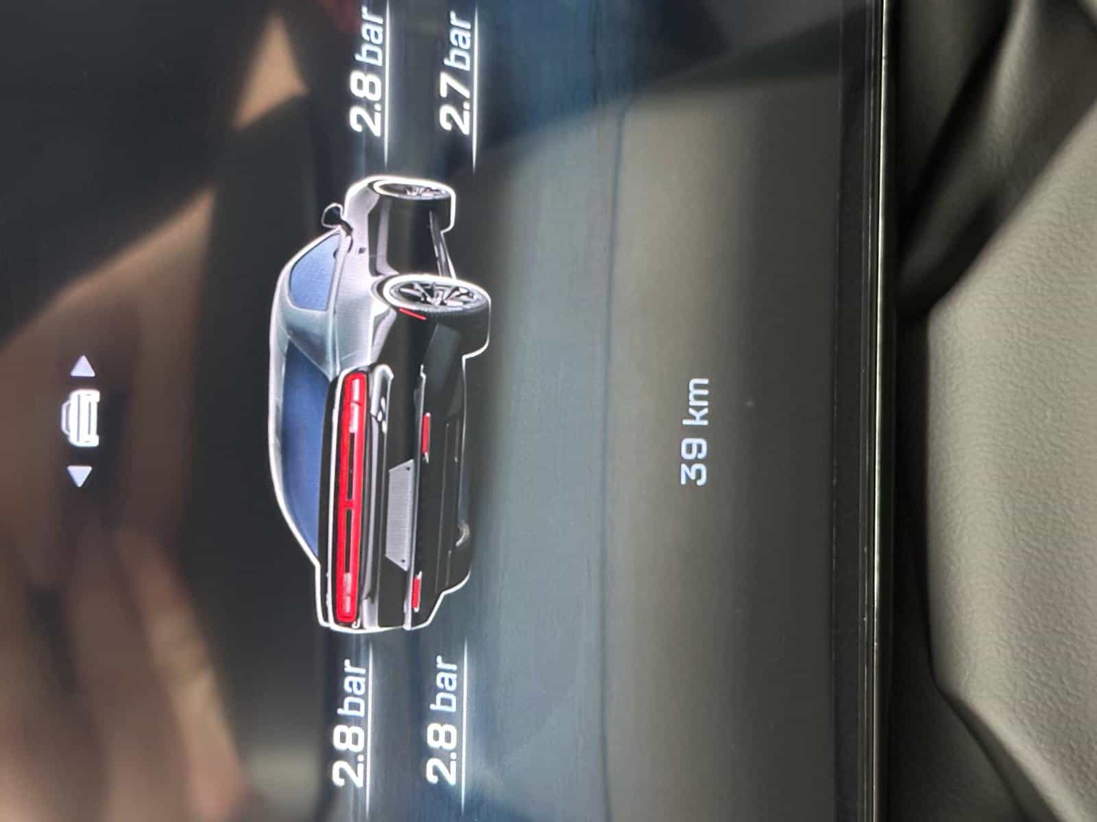 2024 Dodge Charger Daytona Scat Pack - Image 8