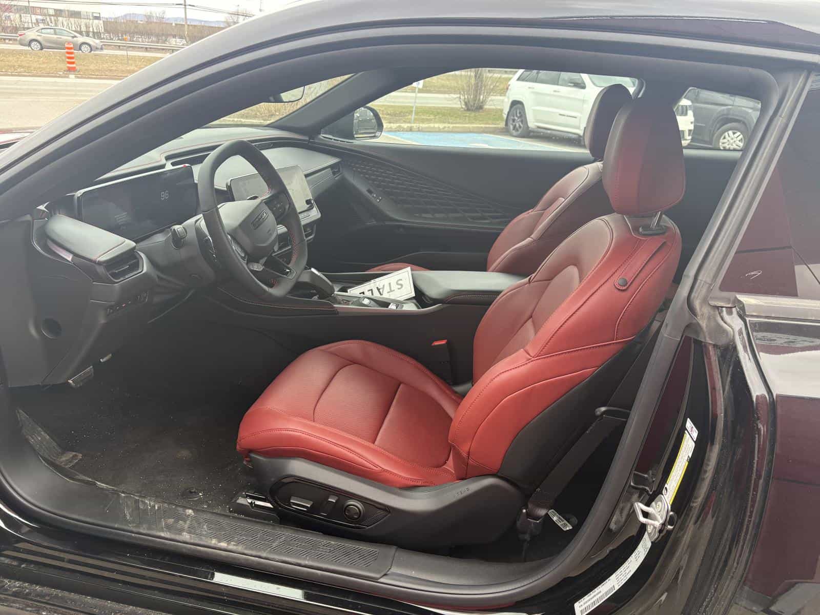 2025 Dodge Charger Daytona R/T - Image 8