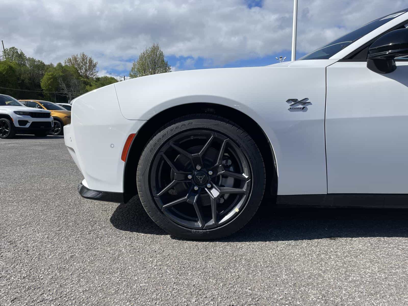 2025 Dodge Charger Daytona R/T - Image 5