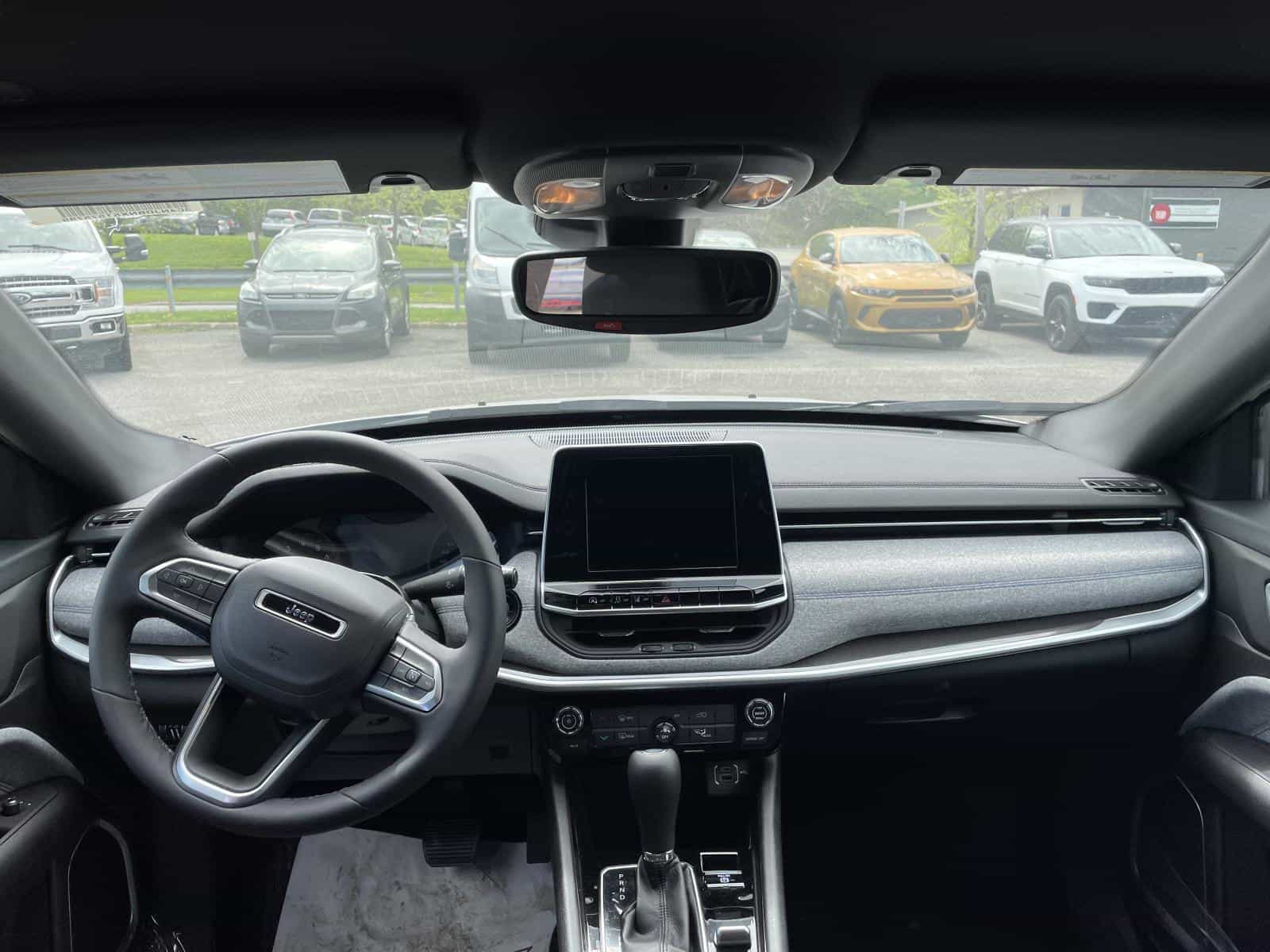 2025 Dodge Charger Daytona R/T - Image 6