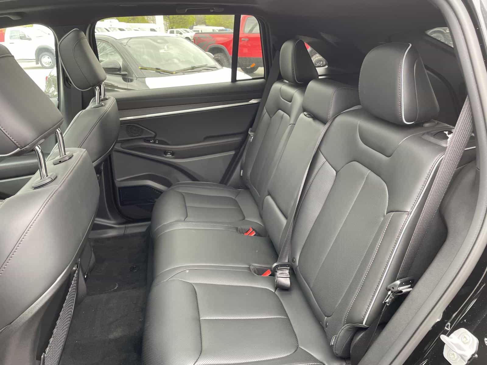 2025 Jeep Wagoneer S BEV Code d Ensemble clair 25S Limited - Image 9