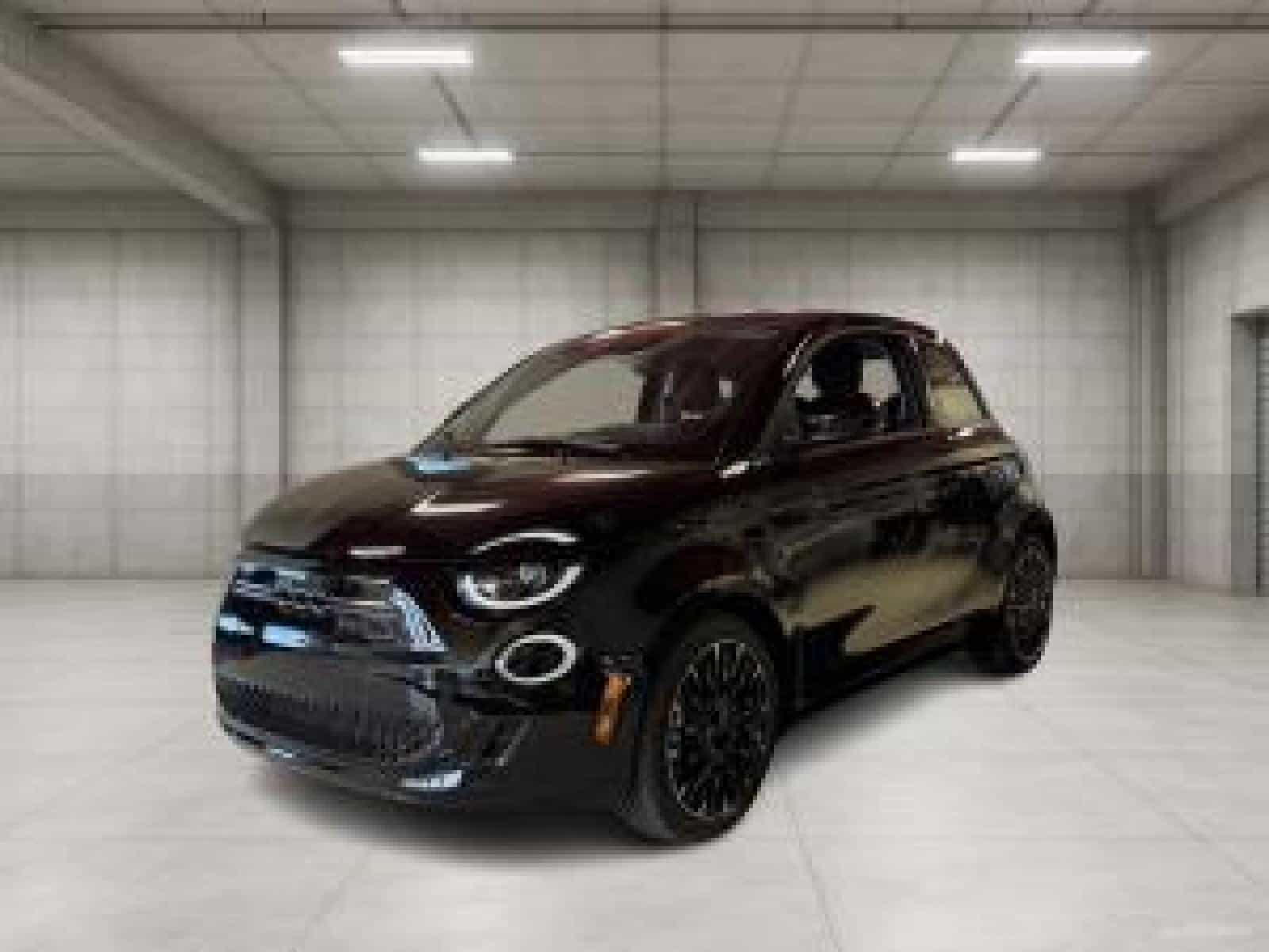 2025 Fiat All-New 500e BEV 500e RED - Image 1