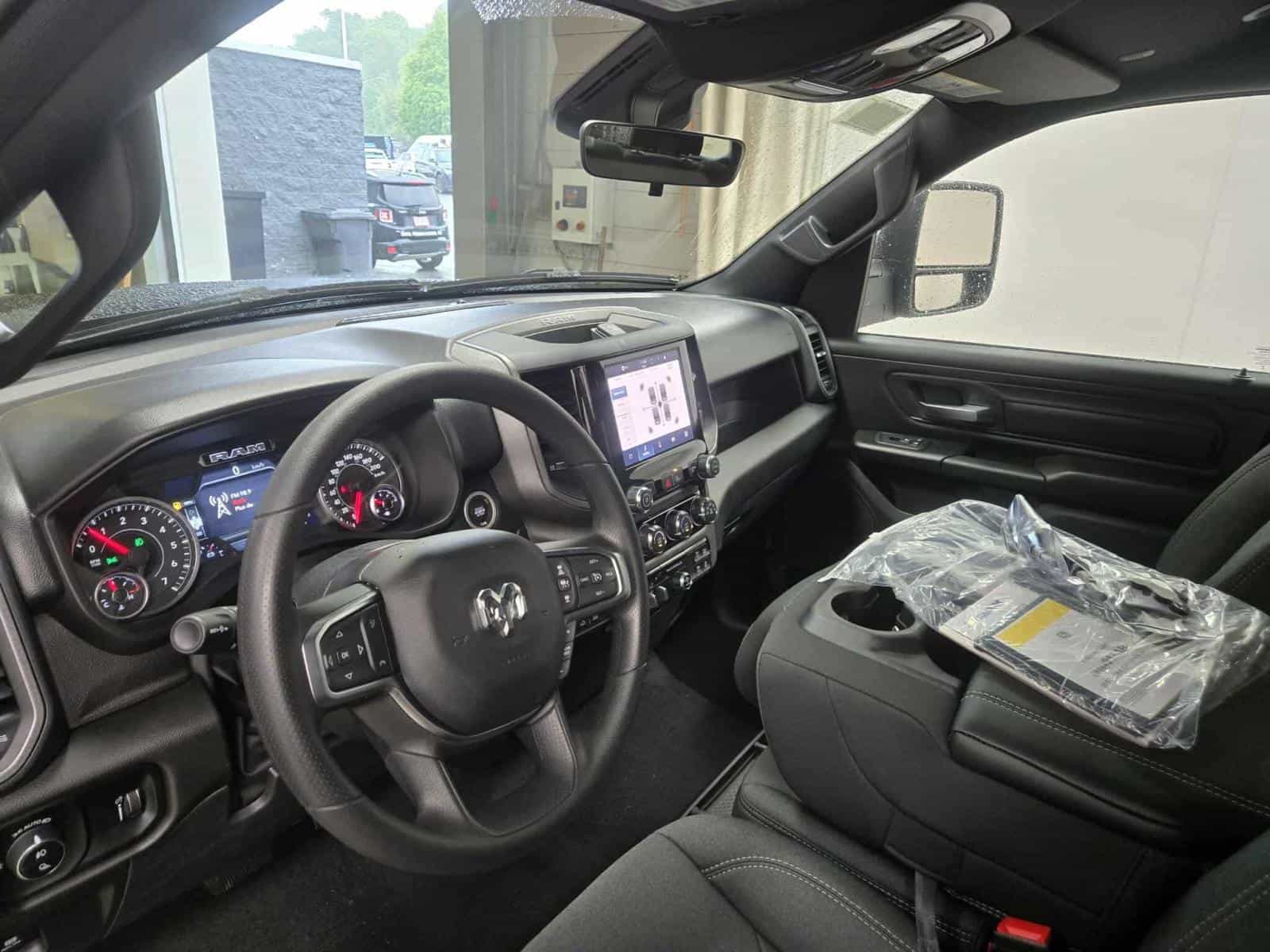 Image 11 RAM 1500 Warlock 2025