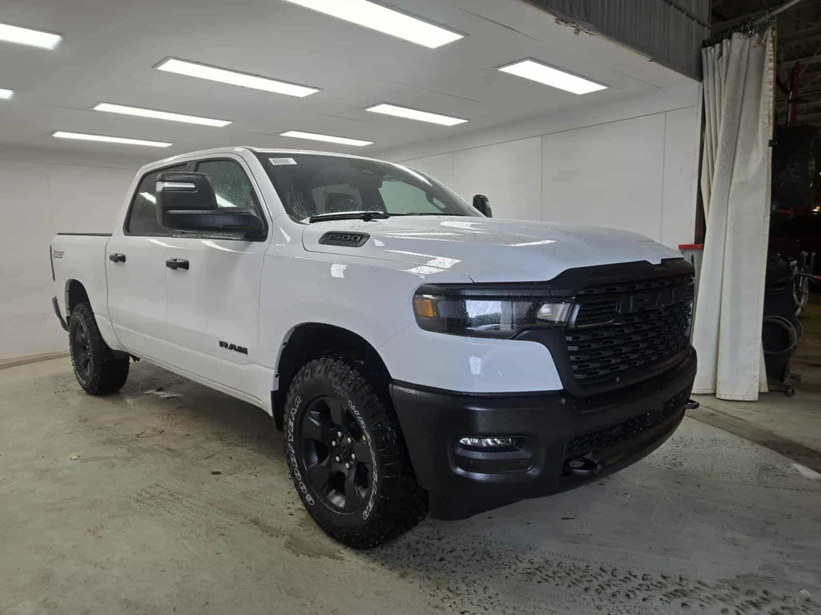 2025 RAM 1500 Warlock - Image 3
