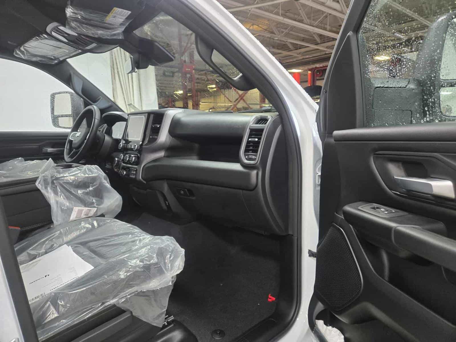 2025 RAM 1500 Warlock - Image 13