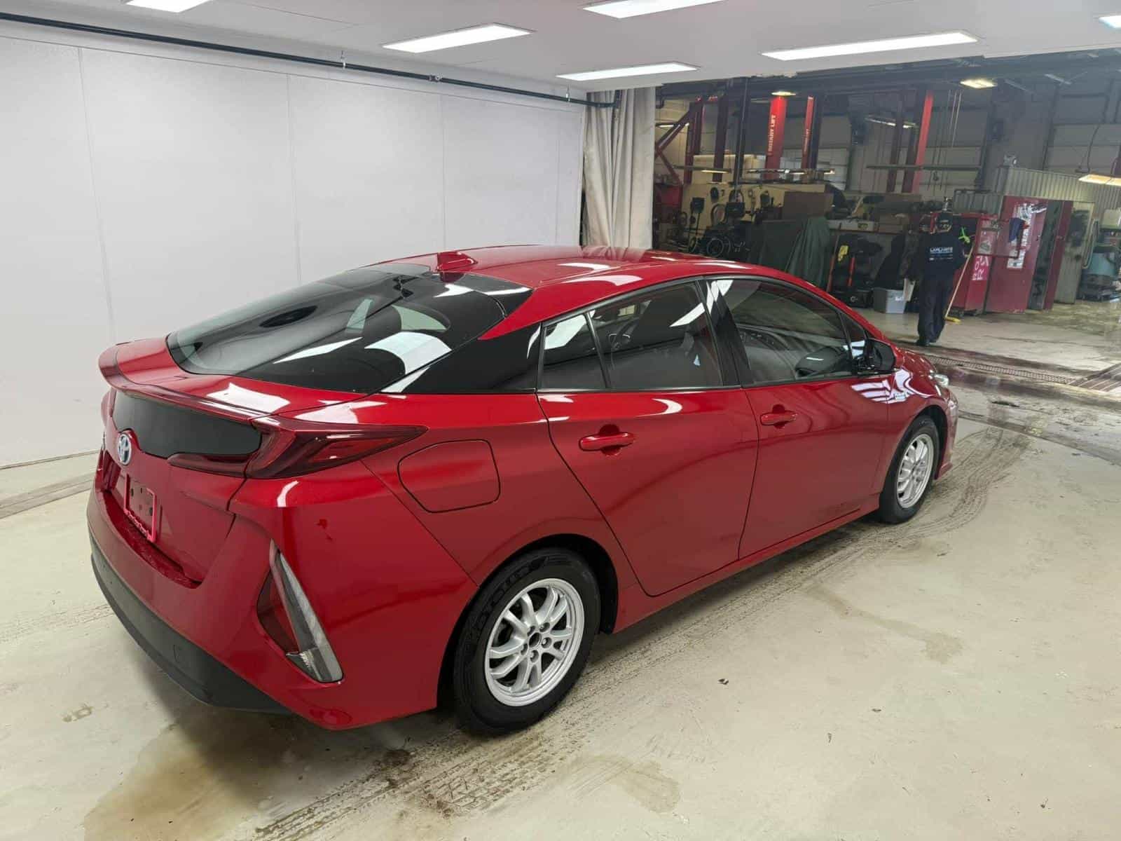 2020 Toyota Prius Prime Le/Xle/Limite Base - Image 4