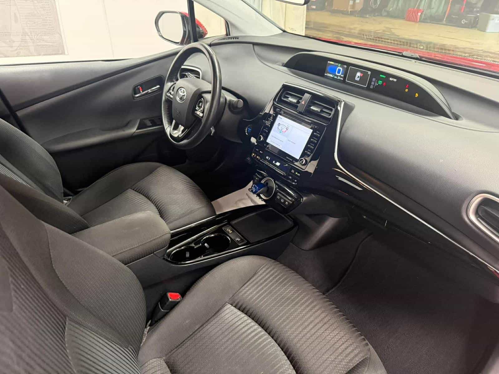 2020 Toyota Prius Prime Le/Xle/Limite Base - Image 9