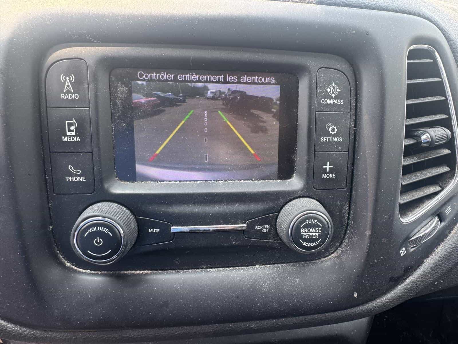 2018 Jeep Compass Sport Sport - Image 9