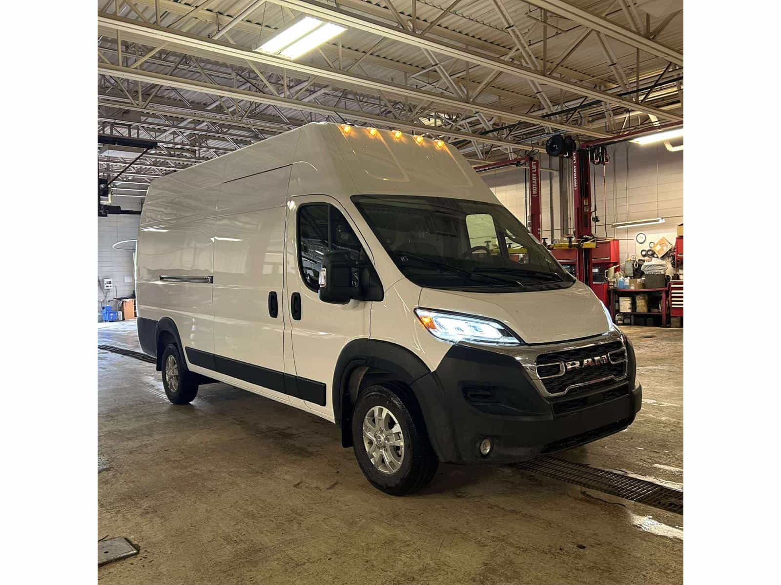2025 RAM ProMaster ProMaster 3500 - Image 3