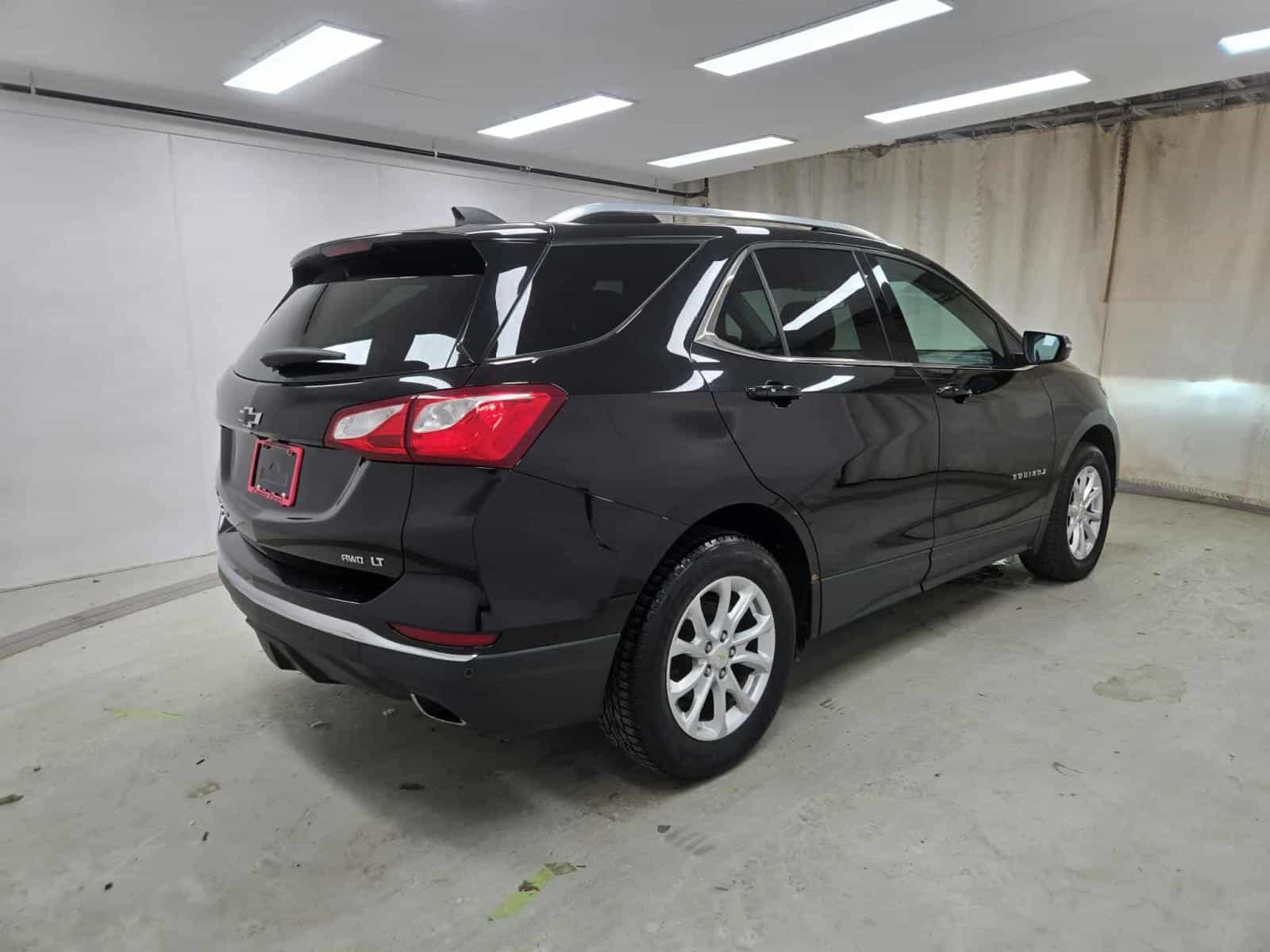 2019 Chevrolet EQUINOX LT LT - Image 4