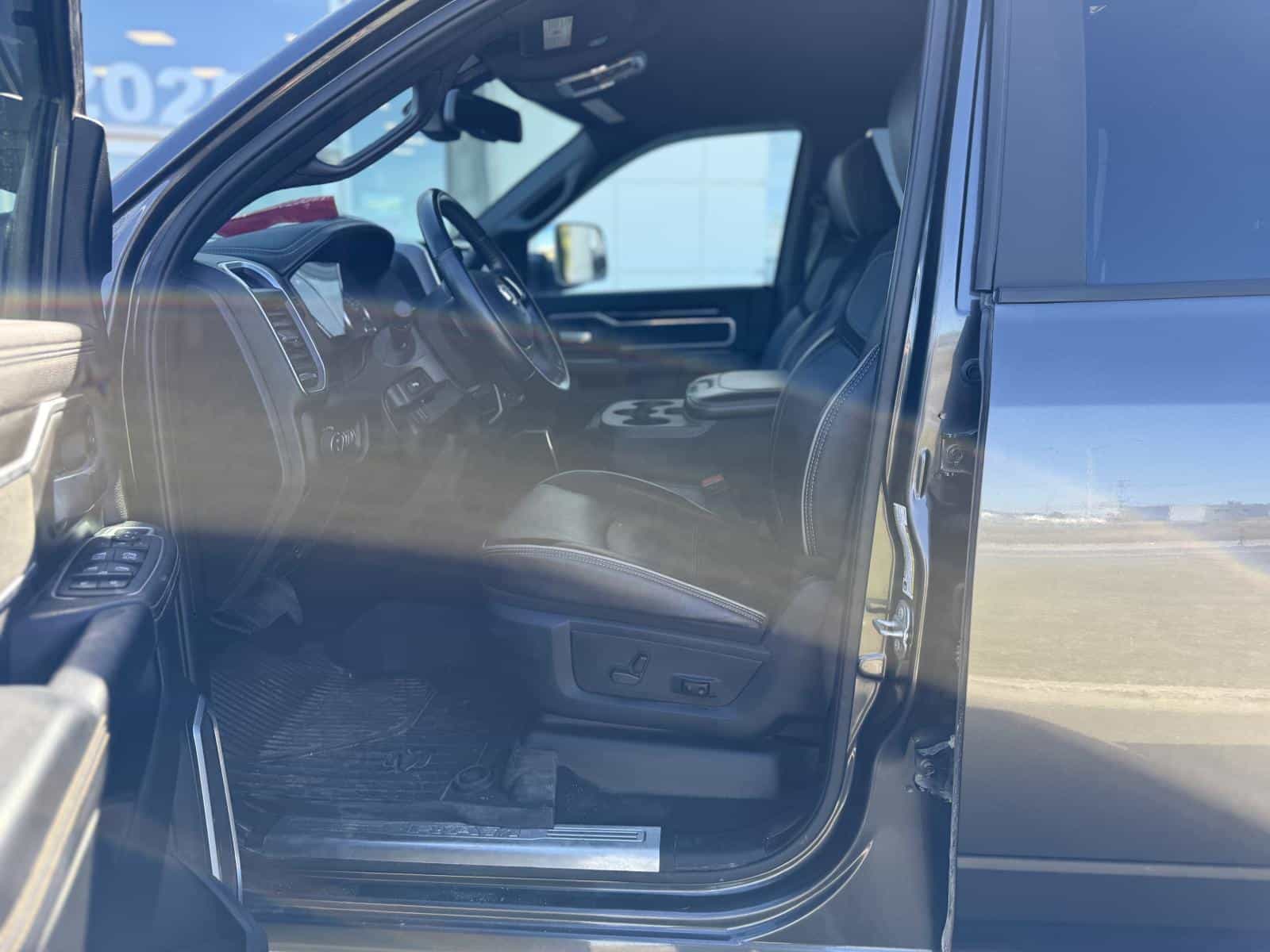 Image 11 RAM 3500 Laramie Laramie 2022