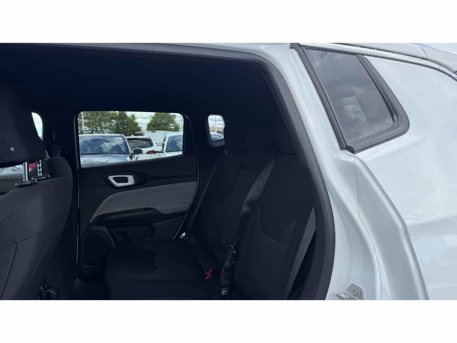 2025 Jeep Compass Sport - Image 8