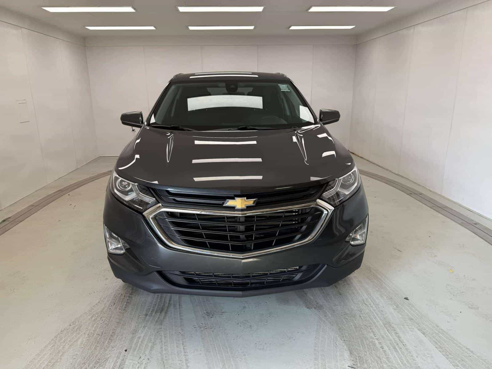 2020 Chevrolet EQUINOX LT LT - Image 2