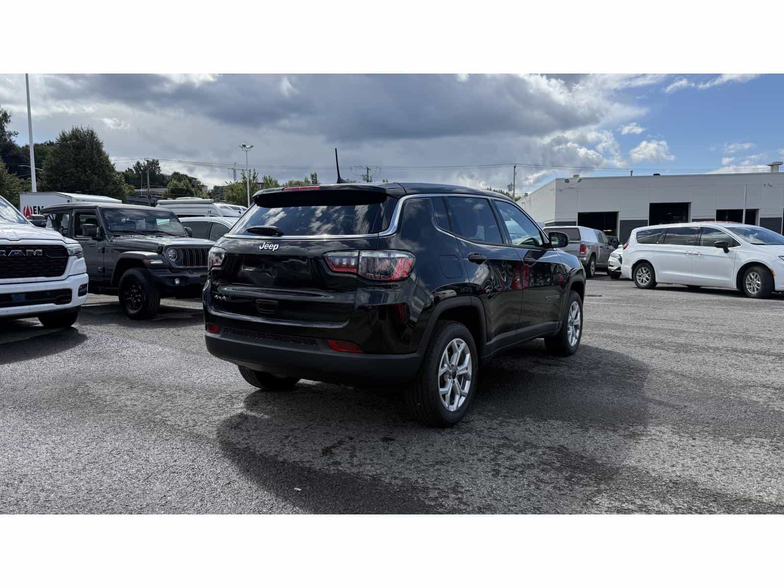 Image 4 Jeep Compass Sport 2025