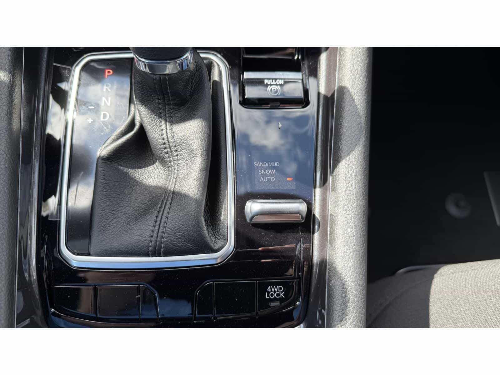 2025 Jeep Compass Sport - Image 13